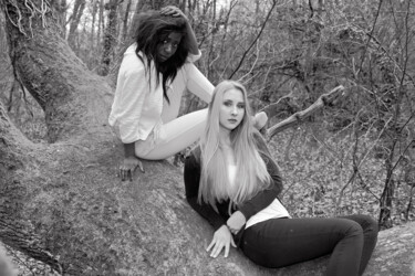 "Girlfriens" başlıklı Fotoğraf Andreas Benz tarafından, Orijinal sanat, Dijital Fotoğrafçılık