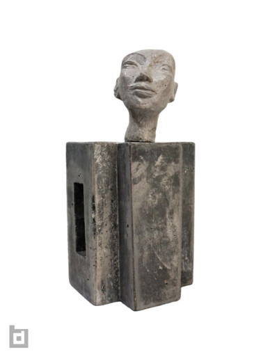 雕塑 标题为“JEREZ BRUTALIST HEAD” 由Paolo Castagna (Brutalist Design), 原创艺术品, 水泥