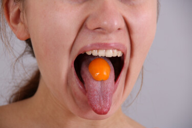 "Eat Tomato" başlıklı Fotoğraf Andreas Benz tarafından, Orijinal sanat, Dijital Fotoğrafçılık