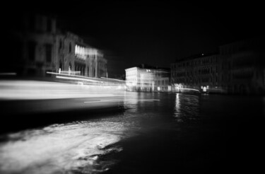 摄影 标题为“Venise, la nuit, le…” 由Loeber-Bottero, 原创艺术品, 数码摄影