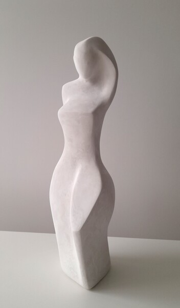 Escultura intitulada "Celine" por Clark Camilleri, Obras de arte originais, Concreto