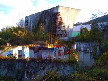 Фотография под названием "Shumen walkabouts -…" - Milto Sideris, Подлинное произведение искусства, Цифровая фотография