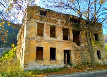 Photography titled "Shumen walkabouts -…" by Milto Sideris, Original Artwork, Digital Photography