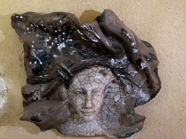 Scultura intitolato "Masque l'Automne" da Jean Pierre Mocci, Opera d'arte originale, Ceramica