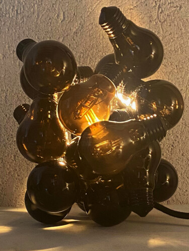 Design titled "" LES IDEES..." Noi…" by Caroline Schilling, Original Artwork, Luminaire