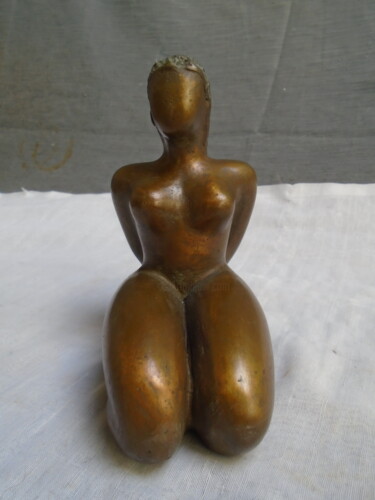 Sculptuur getiteld "Bronze original int…" door Marie Ruiz, Origineel Kunstwerk, Bronzen
