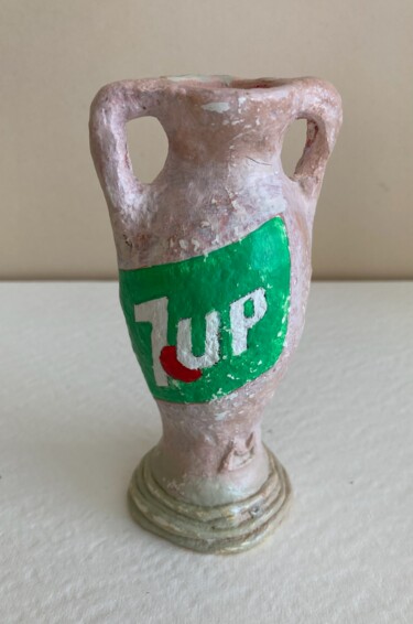 雕塑 标题为“vase 7up” 由Mifo, 原创艺术品, 纸张纸浆