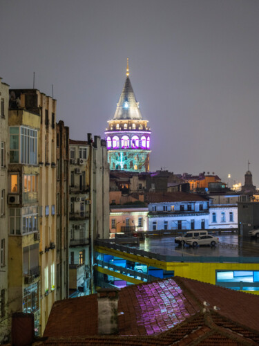 Fotografie mit dem Titel "Galata tower" von Vladoyan, Original-Kunstwerk, Digitale Fotografie