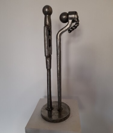 「COUPLE DU MOYEN AGE」というタイトルの彫刻 Gerard Lamiによって, オリジナルのアートワーク, 金属