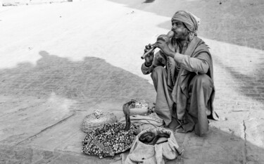 摄影 标题为“The Snake Charmer -…” 由Goutam Chakraborty, 原创艺术品, 数码摄影