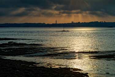 Carantec, couché de soleil depuis Pors a Callot Fotografía titulada "Carantec, couché de…" por Thierry Martin, Obra de arte original, Fotografía digital