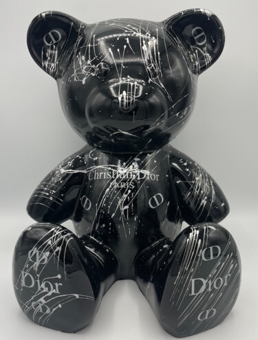 雕塑 标题为“DIOR MARBLE TEDDY B…” 由Kbens, 原创艺术品, 树脂