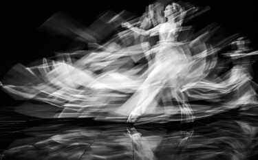 Digitale Kunst getiteld "Dance Abstract" door Vanda Lehel (V A N D E E), Origineel Kunstwerk, AI gegenereerde afbeelding