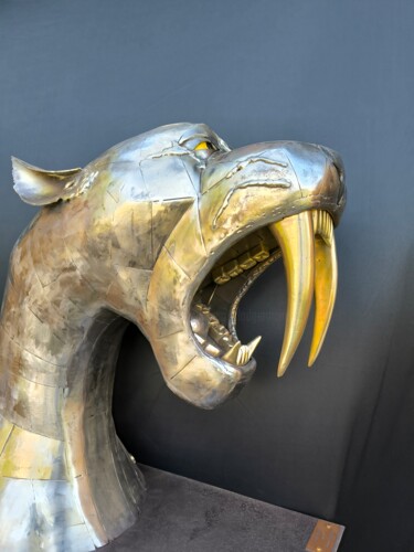 "Smilodon" başlıklı Heykel Claude Germain tarafından, Orijinal sanat, Metaller