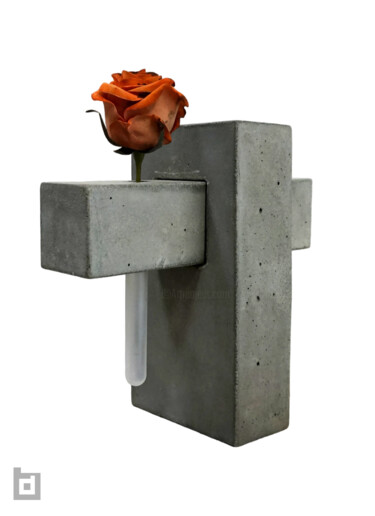 Скульптура под названием "RAUNA BRUTALIST VAS…" - Paolo Castagna (Brutalist Design), Подлинное произведение искусства, бетон