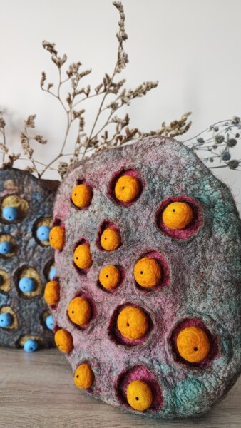 Sculpture intitulée ""Orange Lotus" Scul…" par Maria Opalinskaya, Œuvre d'art originale, Fibre Textile