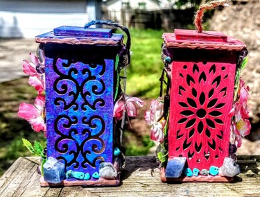 Upcycled Glow-Getters "Upcycled Glow-Gette…" başlıklı Heykel Arlene Knowlton tarafından, Orijinal sanat, Ahşap