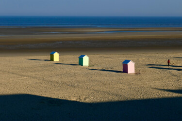BERCK, cabines aux couleurs pastels Φωτογραφία με τίτλο "BERCK, cabines aux…" από Pierre-Yves Rospabé, Αυθεντικά έργα τέχνης, Μη χειραγωγημένη φωτογραφία
