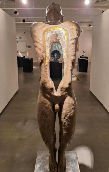 Adam 2.0 Between the body and civilization 雕塑 标题为“Adam 2.0 Between th…” 由Weronika Turlej, 原创艺术品, 树脂