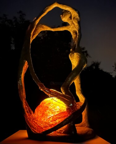 Lightkeepers IV Sculptuur getiteld "Lightkeepers IV" door Weronika Turlej, Origineel Kunstwerk, Hars