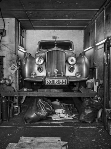 Photographie intitulée "Bentley" par Hervé Gergaud, Œuvre d'art originale, Photographie numérique