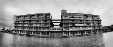 Photographie intitulée "Les magasins généra…" par Hervé Gergaud, Œuvre d'art originale, Photographie argentique