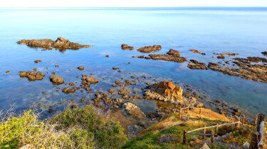 Calm Dawn over Rocky Shoreline "Calm Dawn over Rock…" başlıklı Fotoğraf Sergei Gundorov tarafından, Orijinal sanat, Dijital Fotoğrafçılık