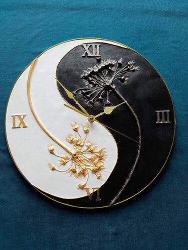 雕塑 标题为“Yin-Yang Wall Clock…” 由Alena Panchenia (Елена Панченя), 原创艺术品, 石膏