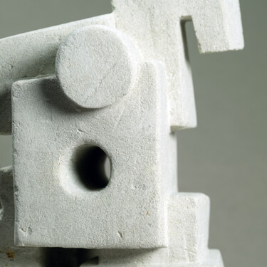Sculptuur getiteld "Idiot" door Tom Sturm, Origineel Kunstwerk, Steen