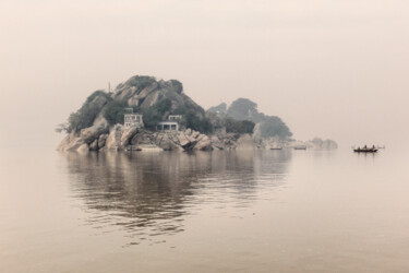 Printmaking titled "Ganga Ma, the islan…" by Giulio Di Sturco, Original Artwork, Digital Print