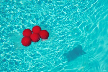 Fotografie getiteld "Balles rouges et om…" door Christian Lefevre, Origineel Kunstwerk, Aluminium