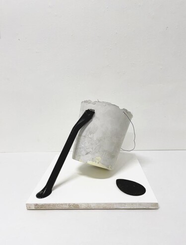 Sculpture titled "Sans titre" by Cyrille Martin, Original Artwork, Cardboard