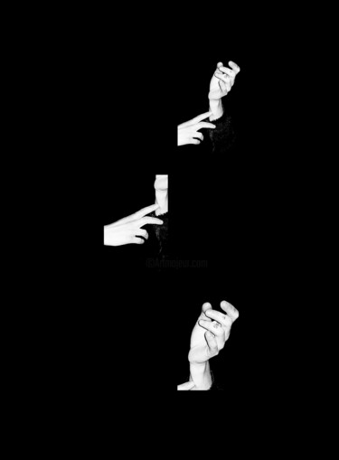 Photography titled "mains / série L'amo…" by Bérangère  Fromont, Original Artwork, Cardboard