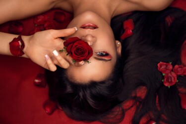 Fotografia intitolato "Rosa" da Titchia, Opera d'arte originale, Carta