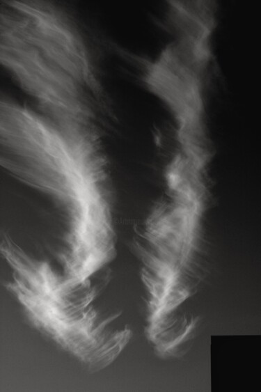 Photography titled "Cirrus 01" by Philippe Houzé, Original Artwork, Paper