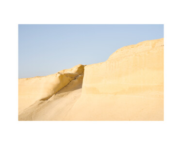 Fotografie getiteld "SCAPES-Pale rock" door Olivier Cuvelette, Origineel Kunstwerk, Digitale afdruk