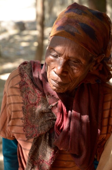 "Ethiopie - femme av…" başlıklı Fotoğraf Christian Ebel tarafından, Orijinal sanat, Dijital Fotoğrafçılık