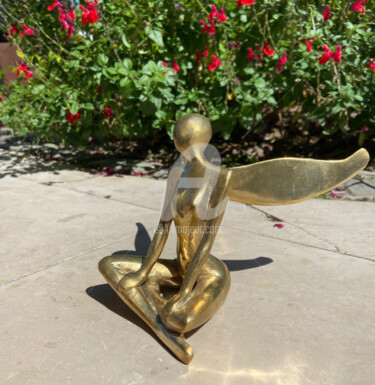 Sculptuur getiteld "Fée" door Recyclage Design - Réanimateur D'Objets , Origineel Kunstwerk, Bronzen