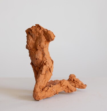 Escultura intitulada "la prière en son él…" por Dominique Ganiage, Obras de arte originais, Argila