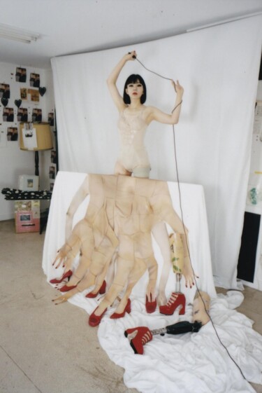 Photography titled "Red shoes #003" by Mari Katayama, Original Artwork, Analog Print