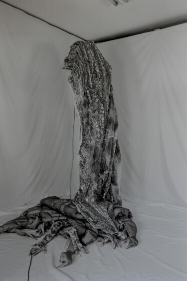 Photography titled "Caryatid #008" by Mari Katayama, Original Artwork