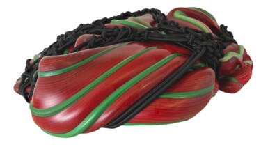 Ficelé rouge et vert . Sculptuur getiteld "Ficelé rouge et ver…" door Audrey Steiner, Origineel Kunstwerk, Plastic