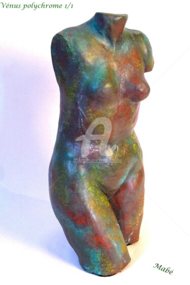 Sculptuur getiteld "Vénus polychrome 1/1" door Mabé, Origineel Kunstwerk, Klei