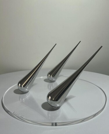 Sculpture titled "TROIS GOUTTES DIAGO…" by Carlos Medina, Original Artwork, Aluminium