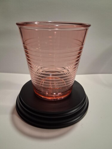 Γλυπτική με τίτλο "Verre à moitié plei…" από Jim Hackenberger, Αυθεντικά έργα τέχνης, Πλαστική ύλη