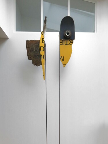 Sculptuur getiteld "Fragments" door Arnaud Bodaire, Origineel Kunstwerk, Steen