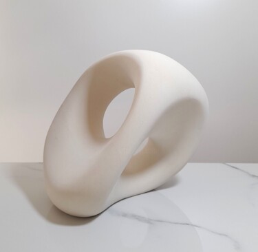 Sculpture intitulée "Course Set" par Clark Camilleri, Œuvre d'art originale, Pierre