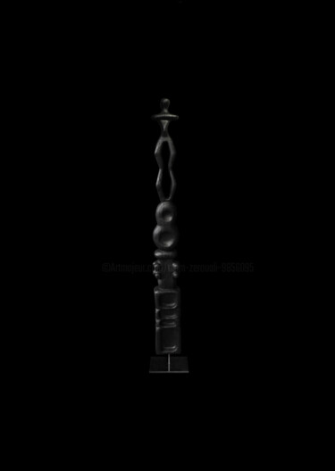 「Black Soul 11」というタイトルの彫刻 Akim Zeroualiによって, オリジナルのアートワーク, ウッド