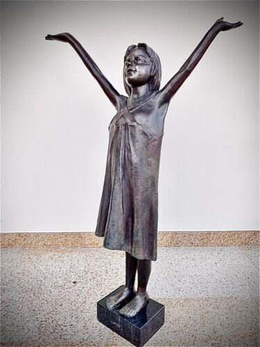 Scultura intitolato "Amusement (Zabawa)" da Wiesław Domański, Opera d'arte originale, Bronzo