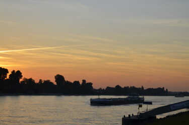 Fotografie getiteld "Sonnenlicht Rhein" door Mick Paulat, Origineel Kunstwerk, Digitale fotografie